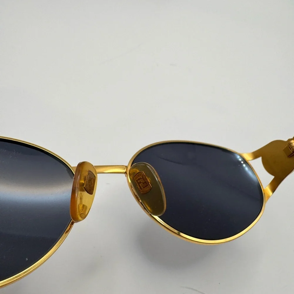 Fendi FS 261 Vintage Gold Oval Sunglasses Blue Lens Tortoise Italy w/ Case